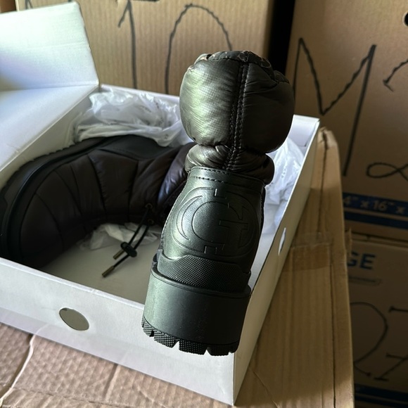 GUESS Leeda Padded Ankle Boot in Black - Picture 5 of 5